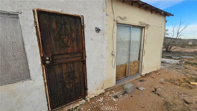 56727 Cone Boulevard, Landers, CA 92285