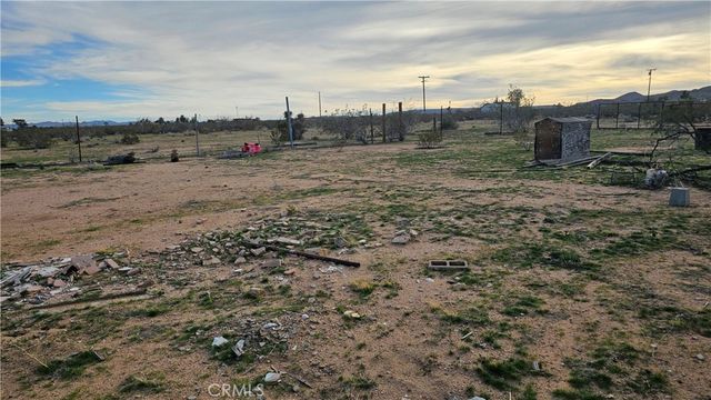 56727 Cone Boulevard, Landers, CA 92285
