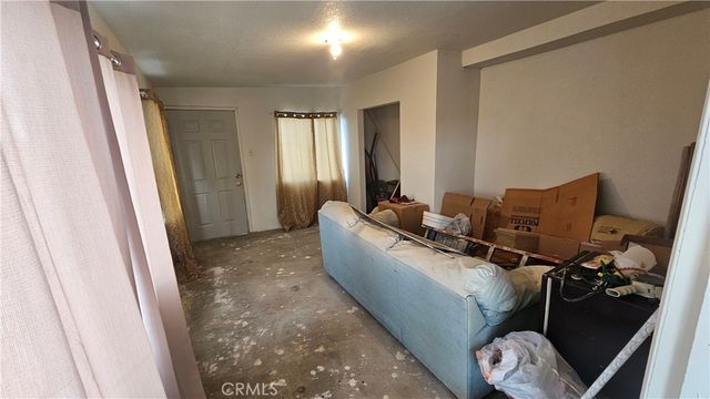 56727 Cone Boulevard, Landers, CA 92285