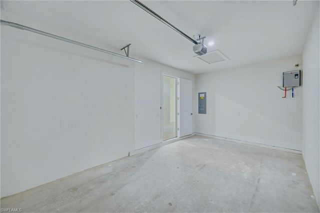 5300 28th ST SW, Lehigh Acres, FL 33973