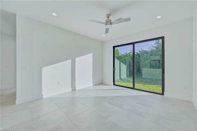 5300 28th ST SW, Lehigh Acres, FL 33973