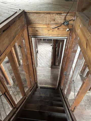 18541 Fielding Street, Detroit, MI 48219