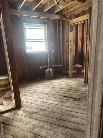 18541 Fielding Street, Detroit, MI 48219