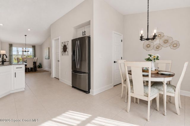 2525 Palisades Drive SE, Palm Bay, FL 32909