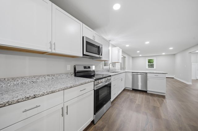 411 Mont Vernon Road, Milford, NH 03055