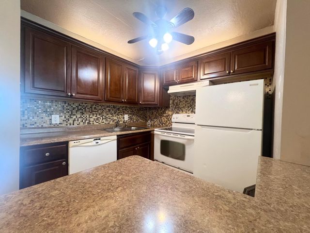 258 WINDSOR L 258, West Palm Beach, FL 33417