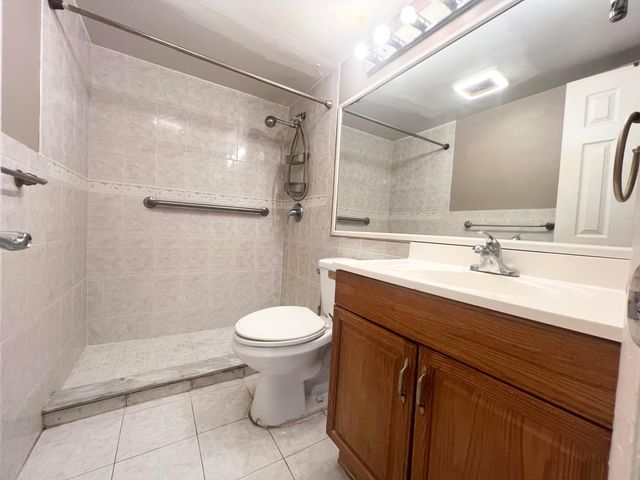 258 WINDSOR L 258, West Palm Beach, FL 33417