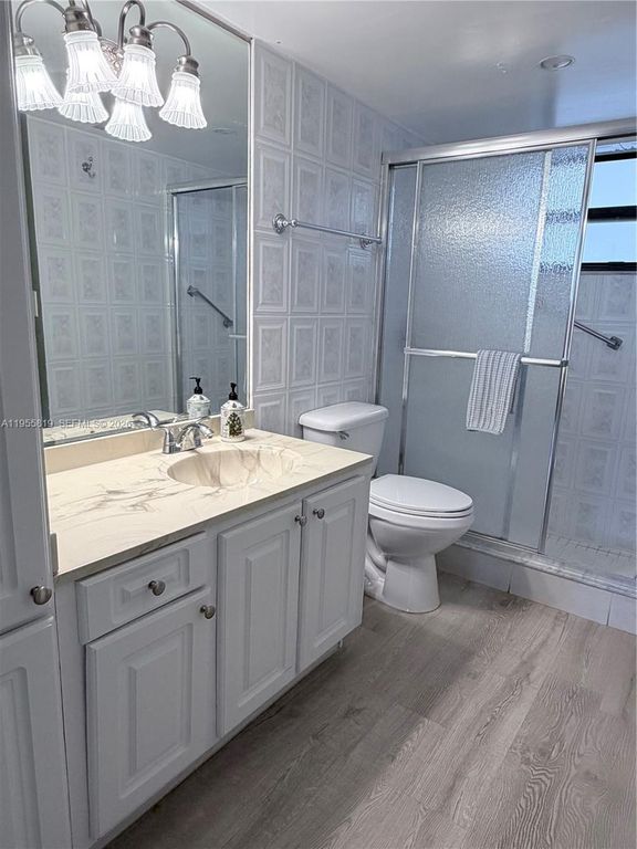 Image 22 of property listing at 901 Colony Point Cir 505, Pembroke Pines, FL 33026