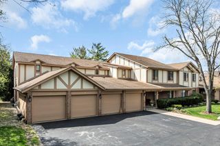 709 S Lake Shore DRIVE #4H, Lake Geneva, WI 53147