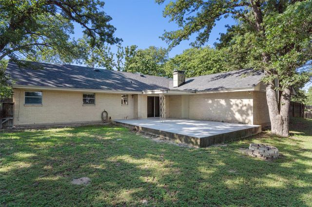 1601 Okelley RD, Rockdale, TX 76567