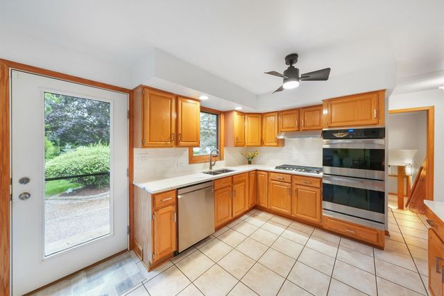 5N625 Santa Fe Trail, Bloomingdale, IL 60108