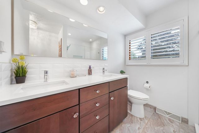 5N625 Santa Fe Trail, Bloomingdale, IL 60108