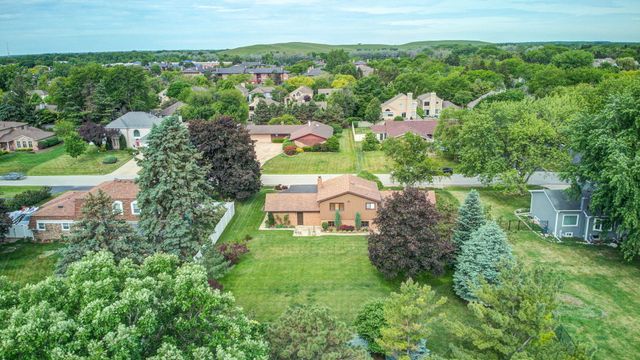 5N625 Santa Fe Trail, Bloomingdale, IL 60108