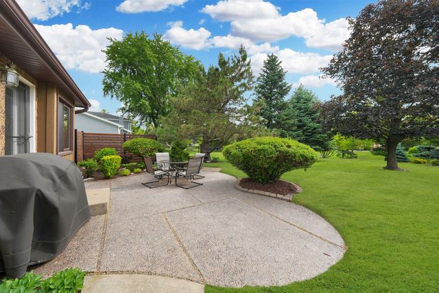 5N625 Santa Fe Trail, Bloomingdale, IL 60108