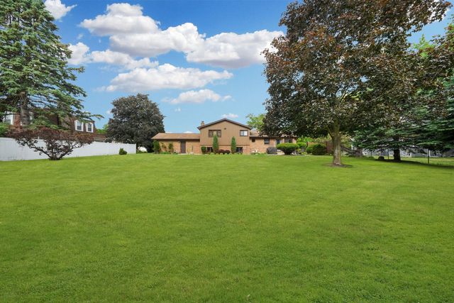 5N625 Santa Fe Trail, Bloomingdale, IL 60108