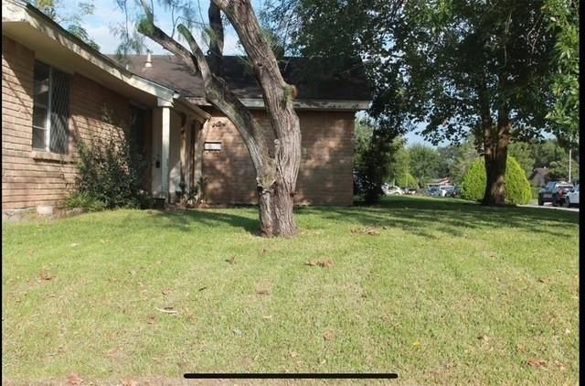 4034 Curly Oaks Drive, Houston, TX 77053