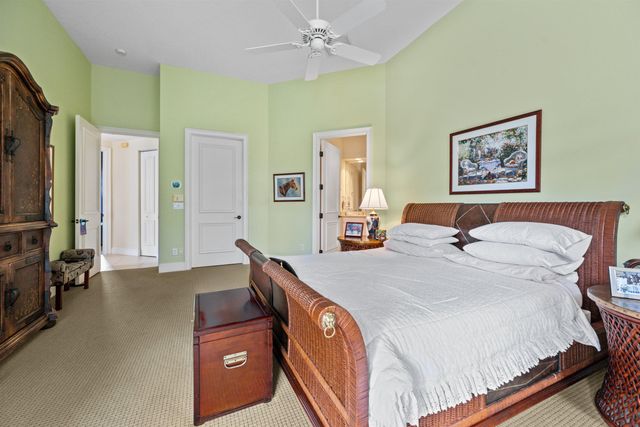 2451 Players Court, Wellington, FL 33414