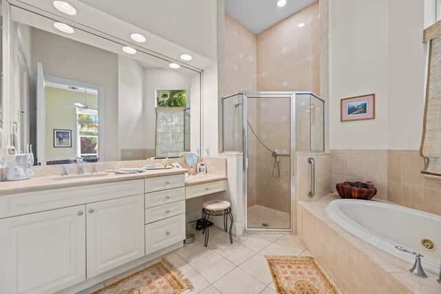 2451 Players Court, Wellington, FL 33414