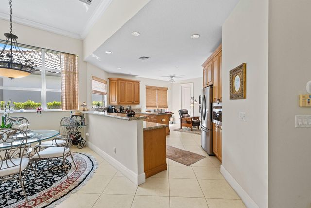 2451 Players Court, Wellington, FL 33414