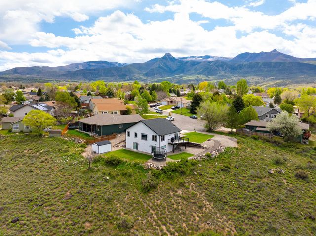 47 Willow View Way, Parachute, CO 81635