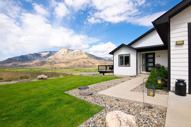 47 Willow View Way, Parachute, CO 81635