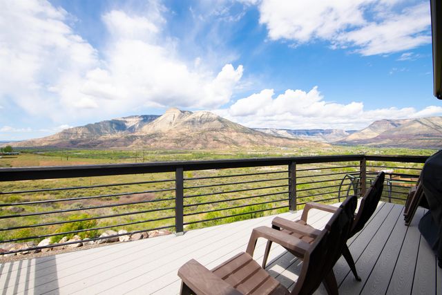 47 Willow View Way, Parachute, CO 81635