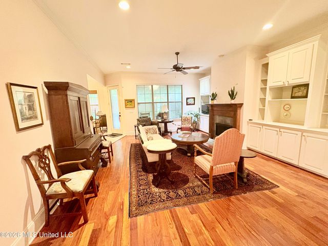 3920 Roxbury Road, Jackson, MS 39211