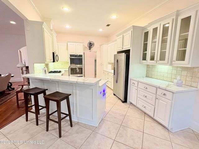 3920 Roxbury Road, Jackson, MS 39211