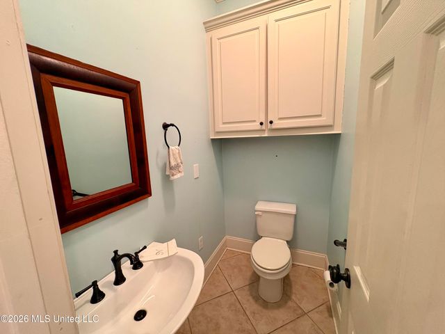 3920 Roxbury Road, Jackson, MS 39211