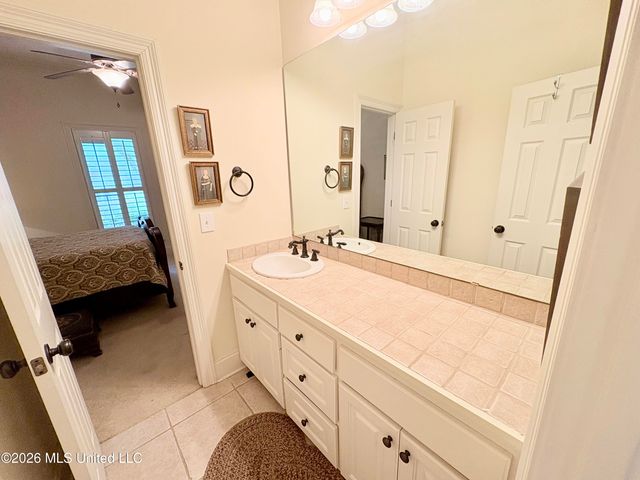 3920 Roxbury Road, Jackson, MS 39211