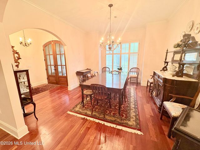 3920 Roxbury Road, Jackson, MS 39211
