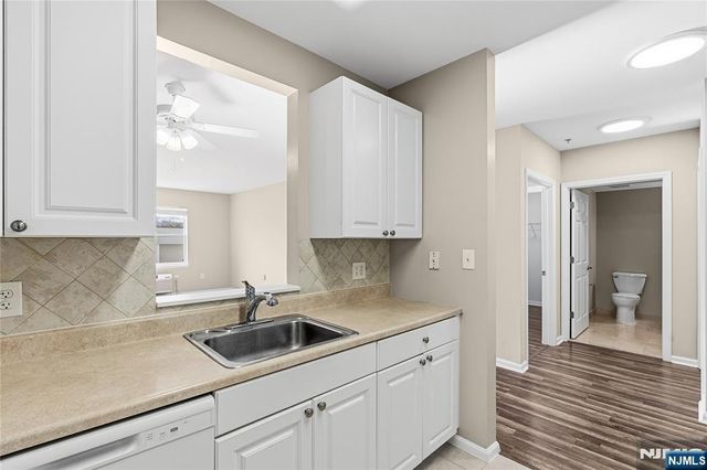 905 River Road 224, Edgewater, NJ 07020