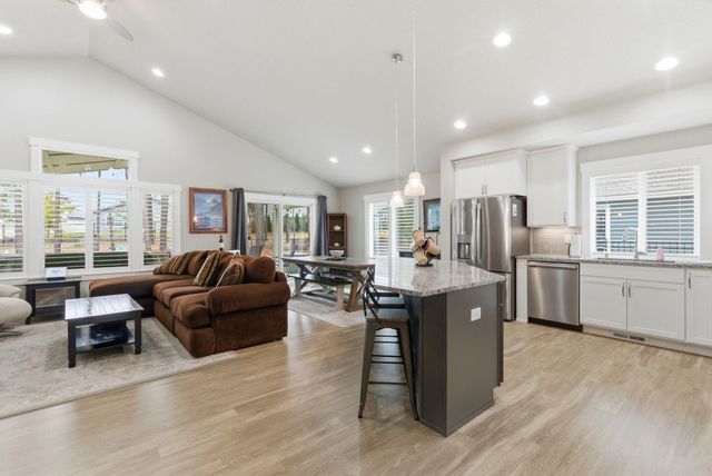 7019 S Forest Ridge Dr, Spokane, WA 99224