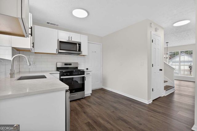 5627 Tunbridge Wells Court, Lithonia, GA 30058