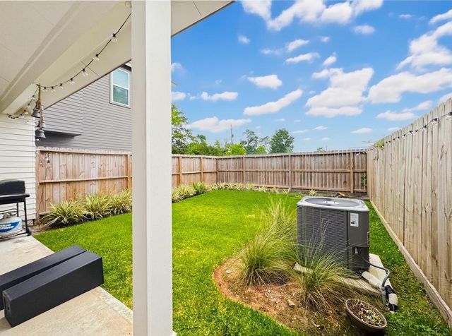 5632 Bertellis Lane, Houston, TX 77091
