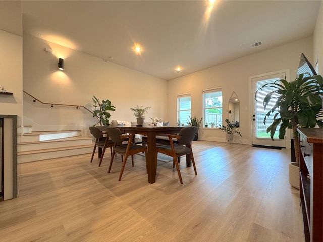 5632 Bertellis Lane, Houston, TX 77091