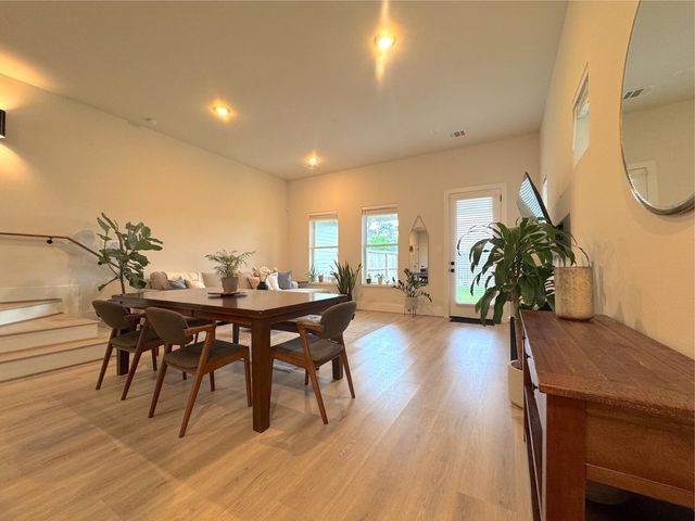 5632 Bertellis Lane, Houston, TX 77091