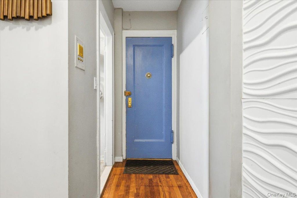 68-12 Burns Street B2, Forest Hills, NY 11375 — photo 5