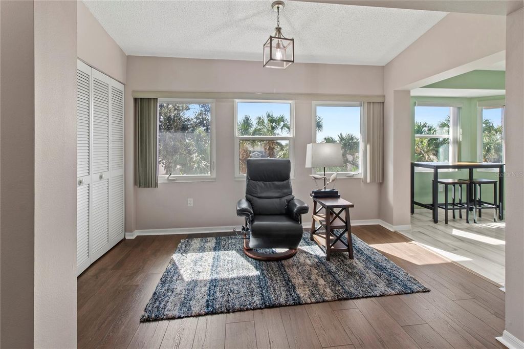 Image 20 of property listing at 7201 29TH AVENUE DRIVE W 307, Bradenton, FL 34209