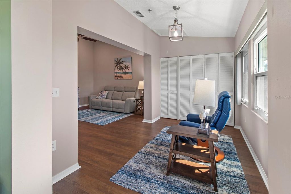 Image 21 of property listing at 7201 29TH AVENUE DRIVE W 307, Bradenton, FL 34209