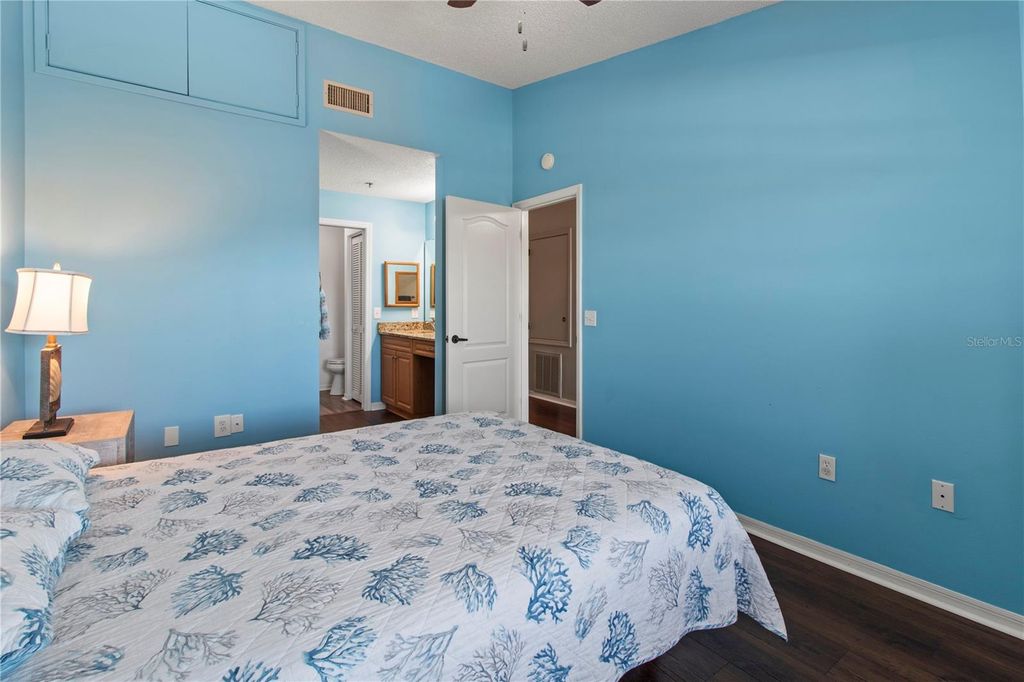 Image 23 of property listing at 7201 29TH AVENUE DRIVE W 307, Bradenton, FL 34209