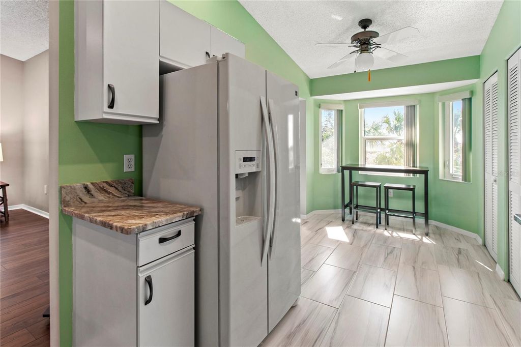 Image 9 of property listing at 7201 29TH AVENUE DRIVE W 307, Bradenton, FL 34209