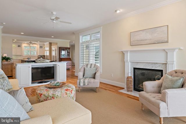 3650 BAY DR, Edgewater, MD 21037