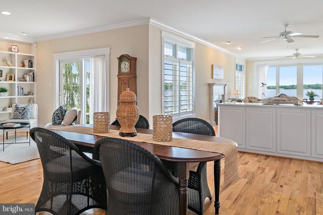 3650 BAY DR, Edgewater, MD 21037
