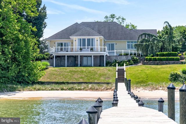 3650 BAY DR, Edgewater, MD 21037