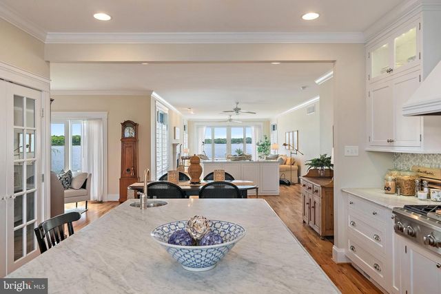 3650 BAY DR, Edgewater, MD 21037