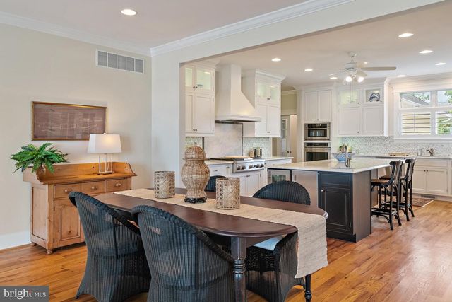 3650 BAY DR, Edgewater, MD 21037