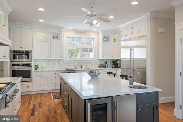 3650 BAY DR, Edgewater, MD 21037