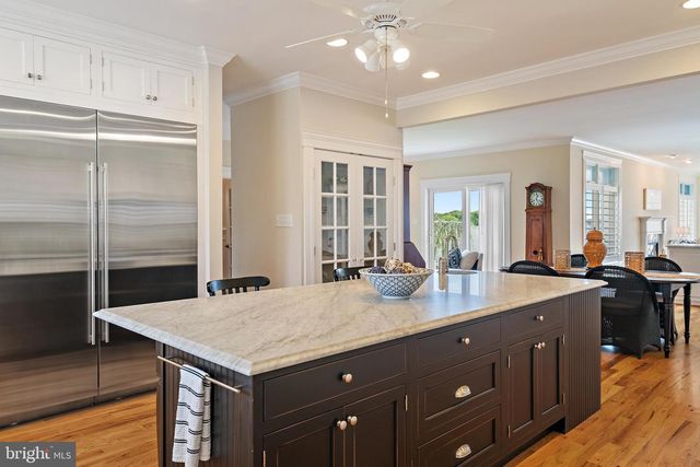 3650 BAY DR, Edgewater, MD 21037