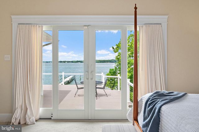 3650 BAY DR, Edgewater, MD 21037